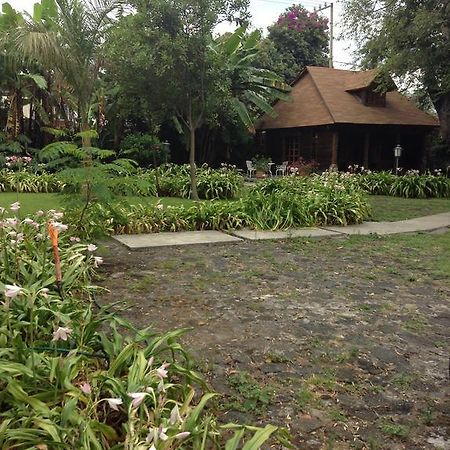 Hacienda San Pedro Hotell Uruapan  Exteriör bild